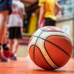 Basketball liegt in Sporthalle